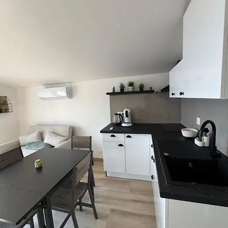 Le Petit Coin De Paradis Apartman