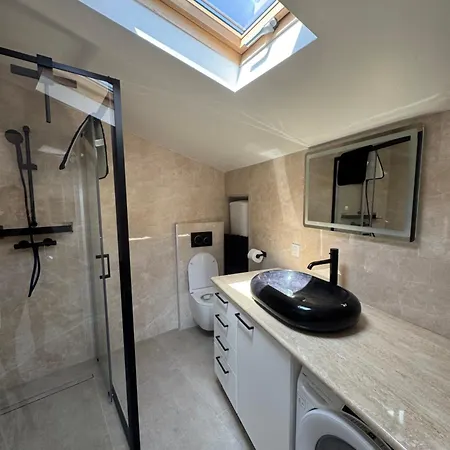 Le Petit Coin De Paradis * マントン